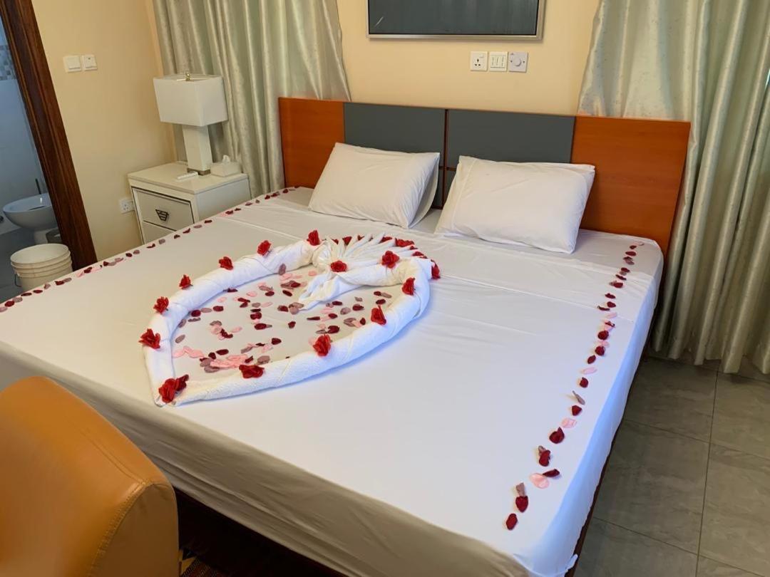 Seyramz Palace - Free Airport Pick Up - High Speed Starlink Wifi - Car Rental Tamale Eksteriør bilde