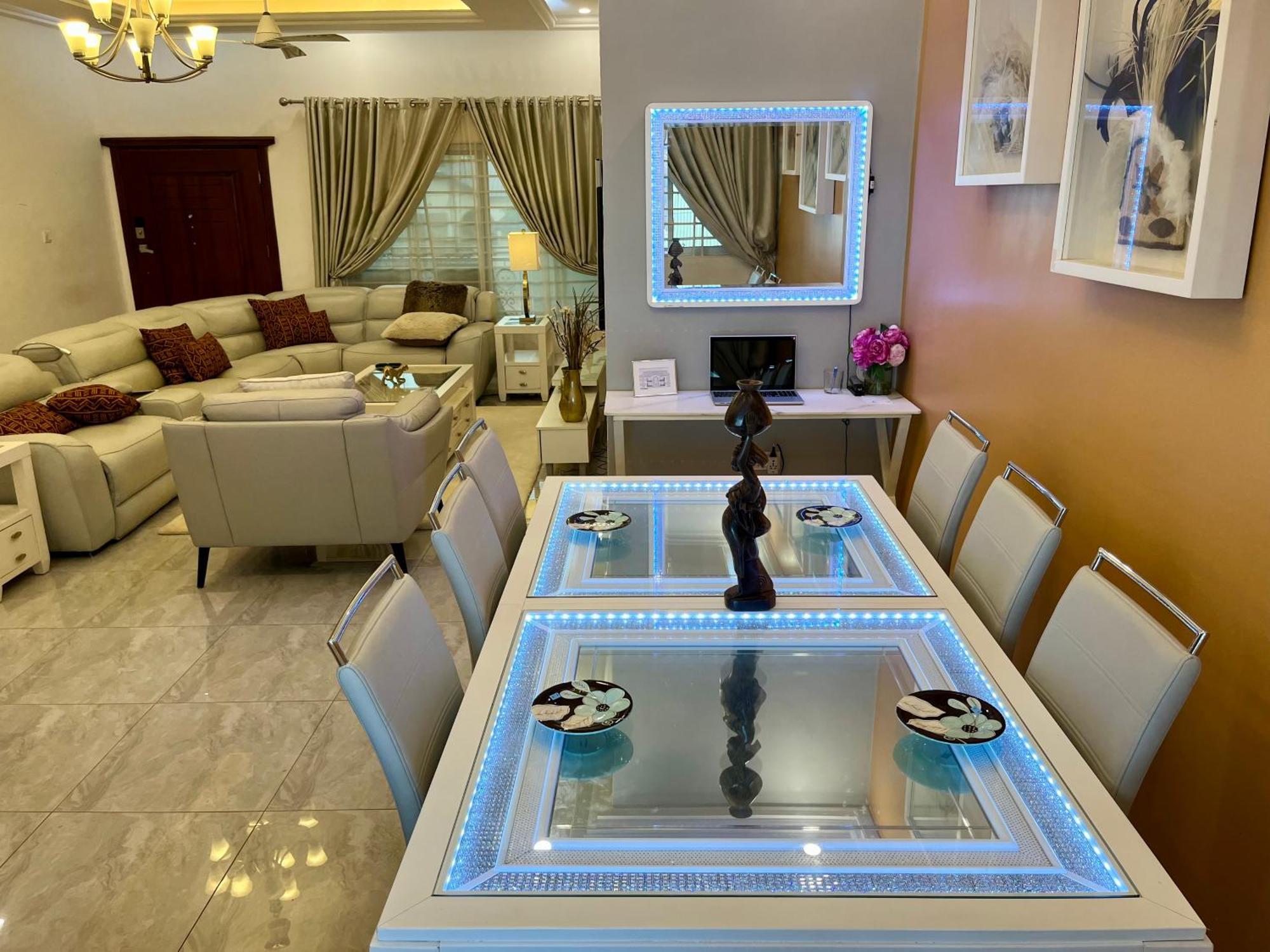 Seyramz Palace - Free Airport Pick Up - High Speed Starlink Wifi - Car Rental Tamale Eksteriør bilde